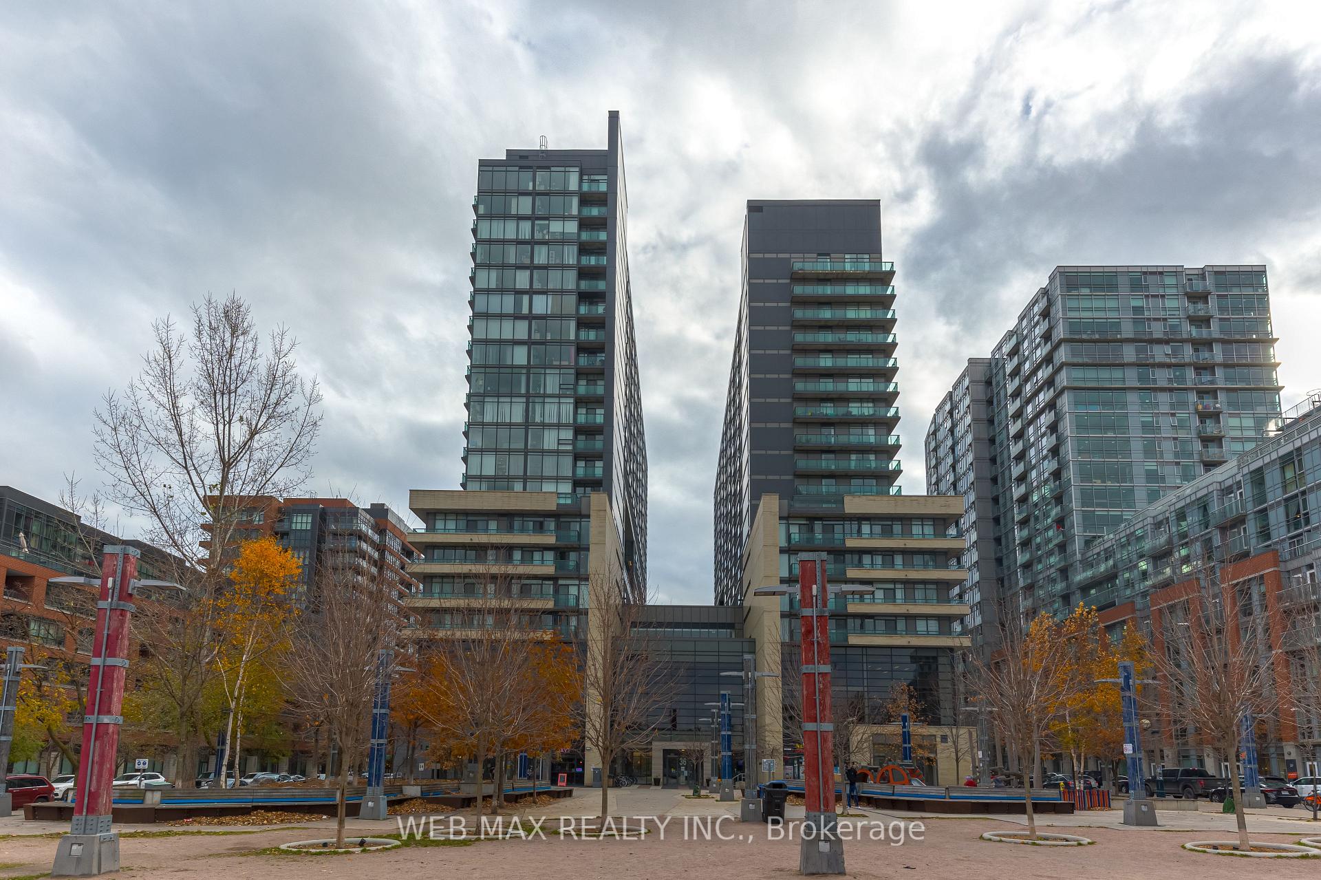 36 Lisgar Street W #205