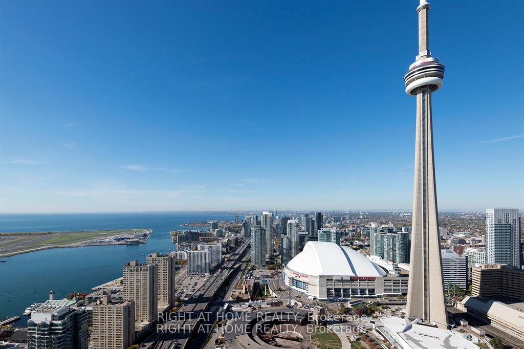 12 York Street  #4906