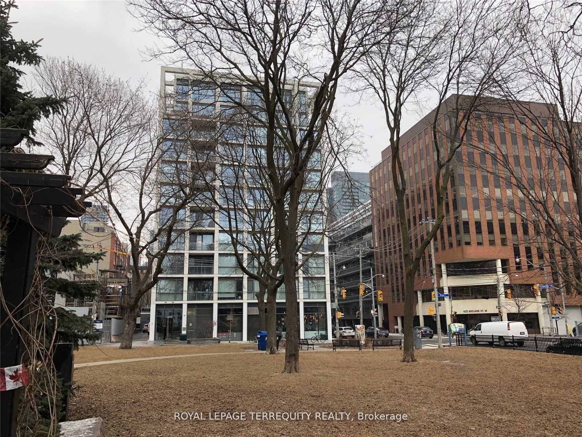 39 Brant Street  #909