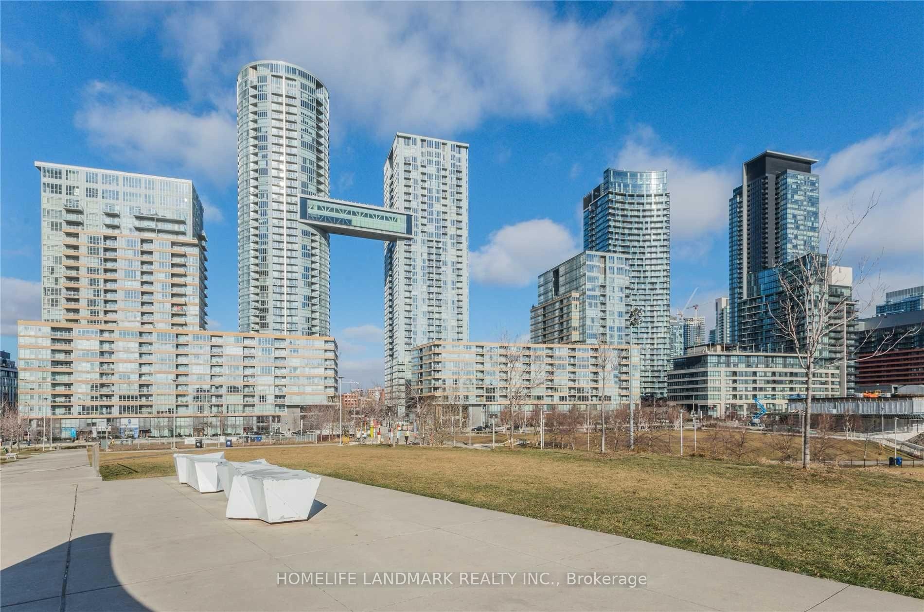 151 Dan Leckie Way  #702