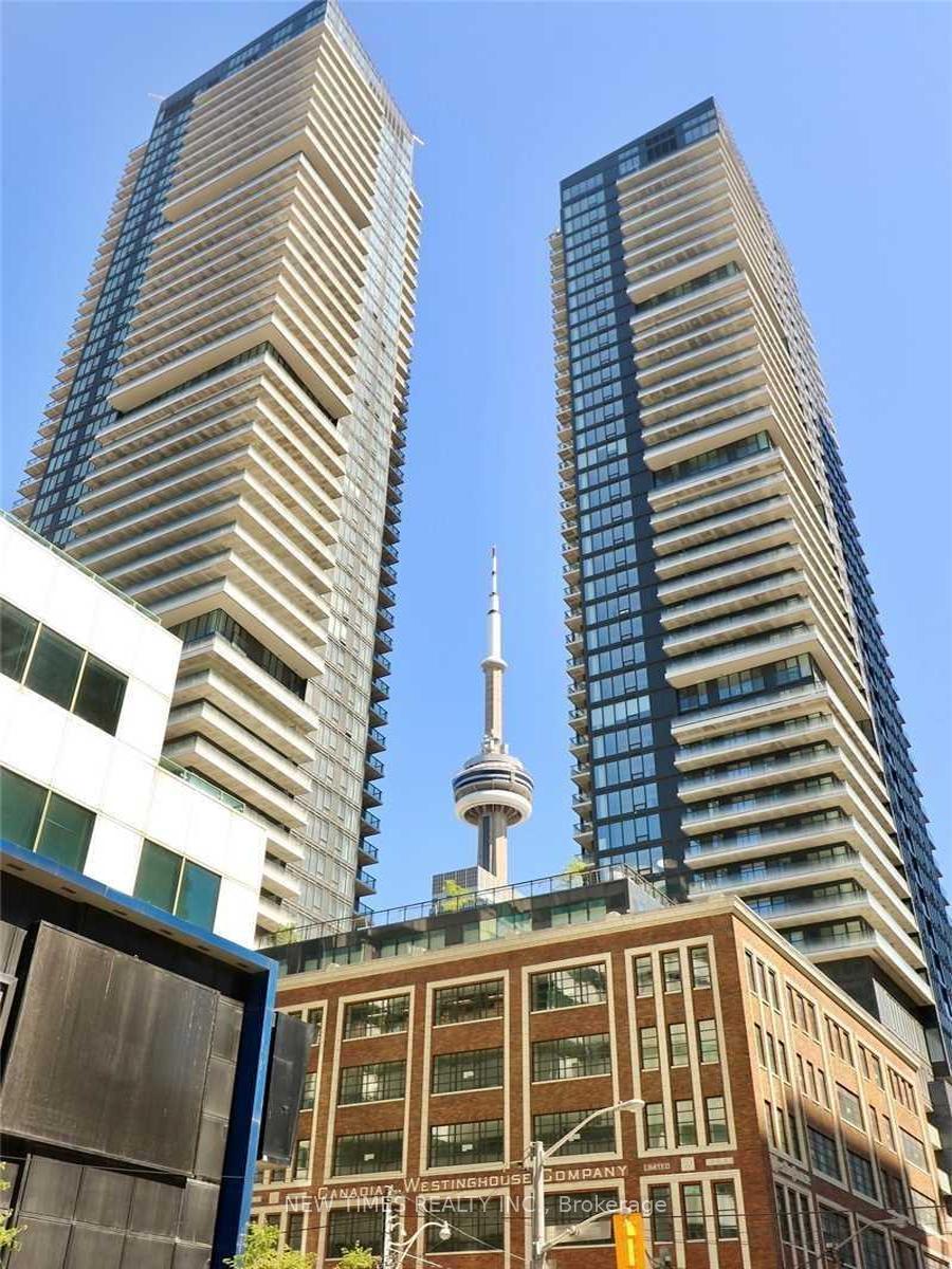 125 Blue Jays Way  #4910