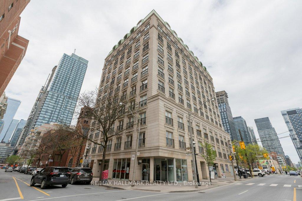 120 Lombard Street  #701