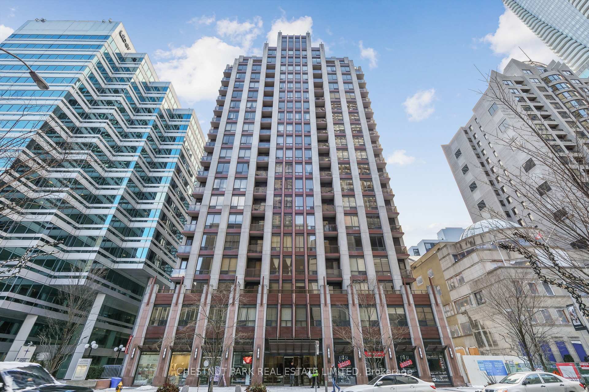85 Bloor Street E #1209