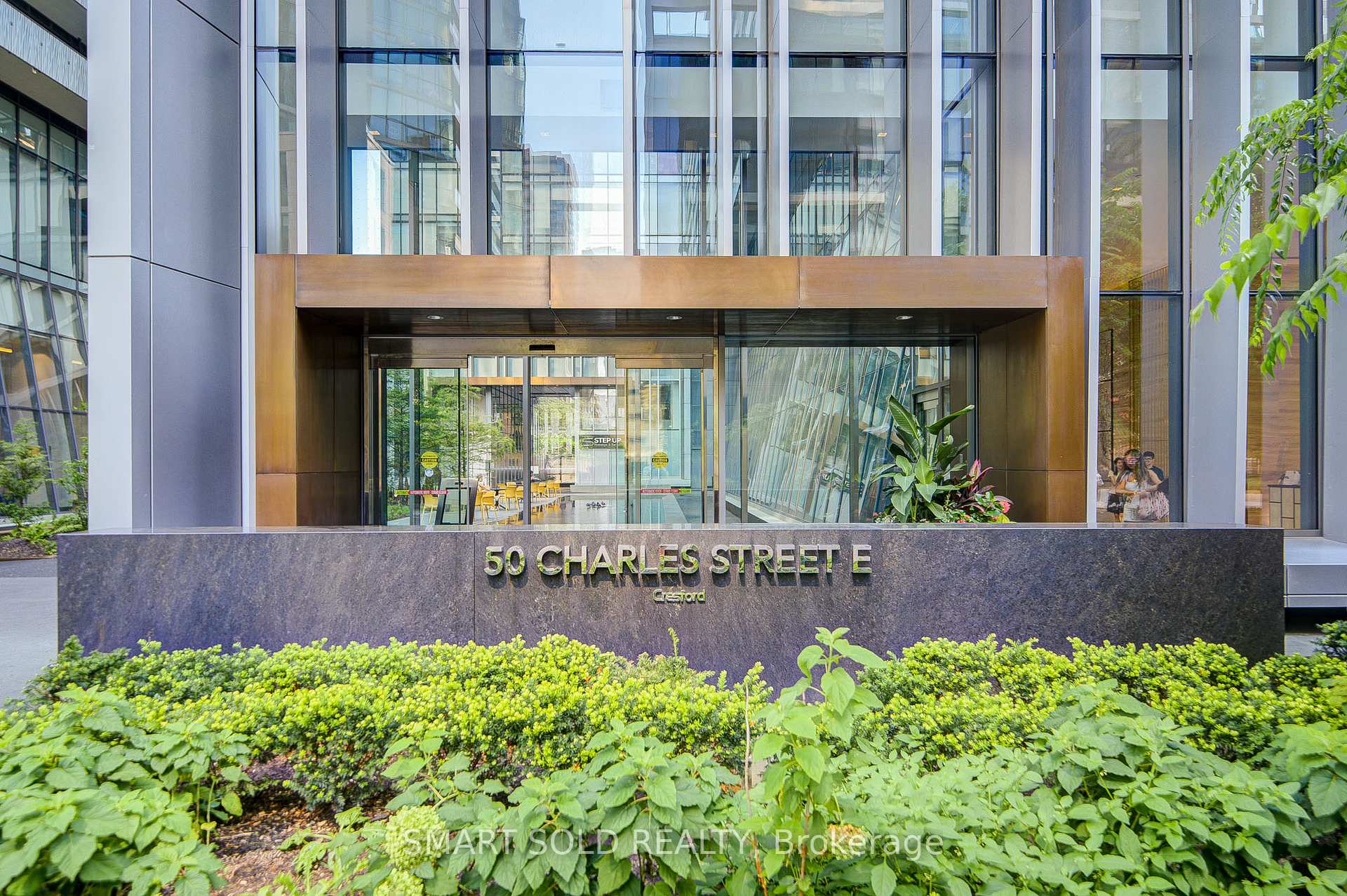 50 Charles Street E #2909