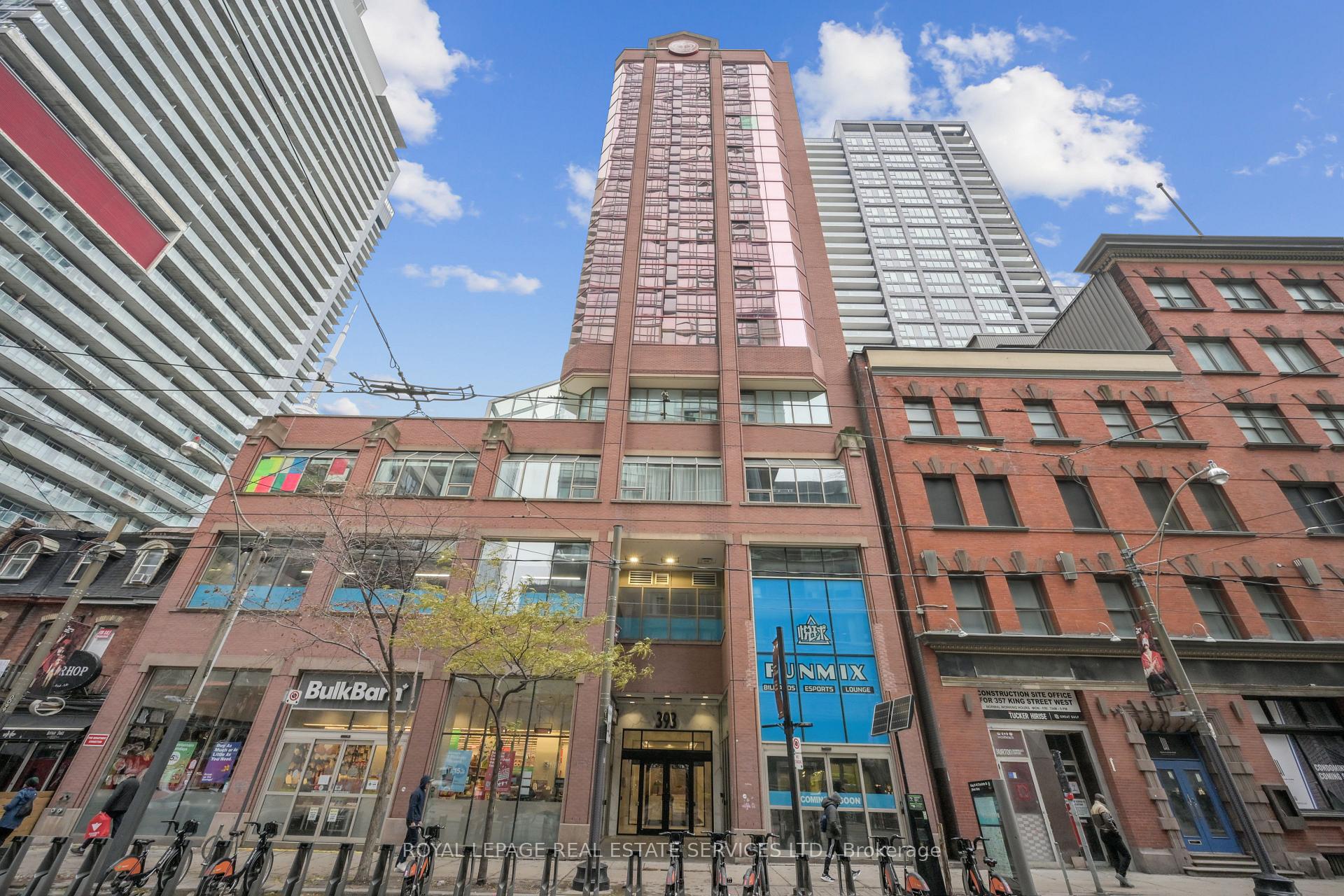 393 King Street W #904