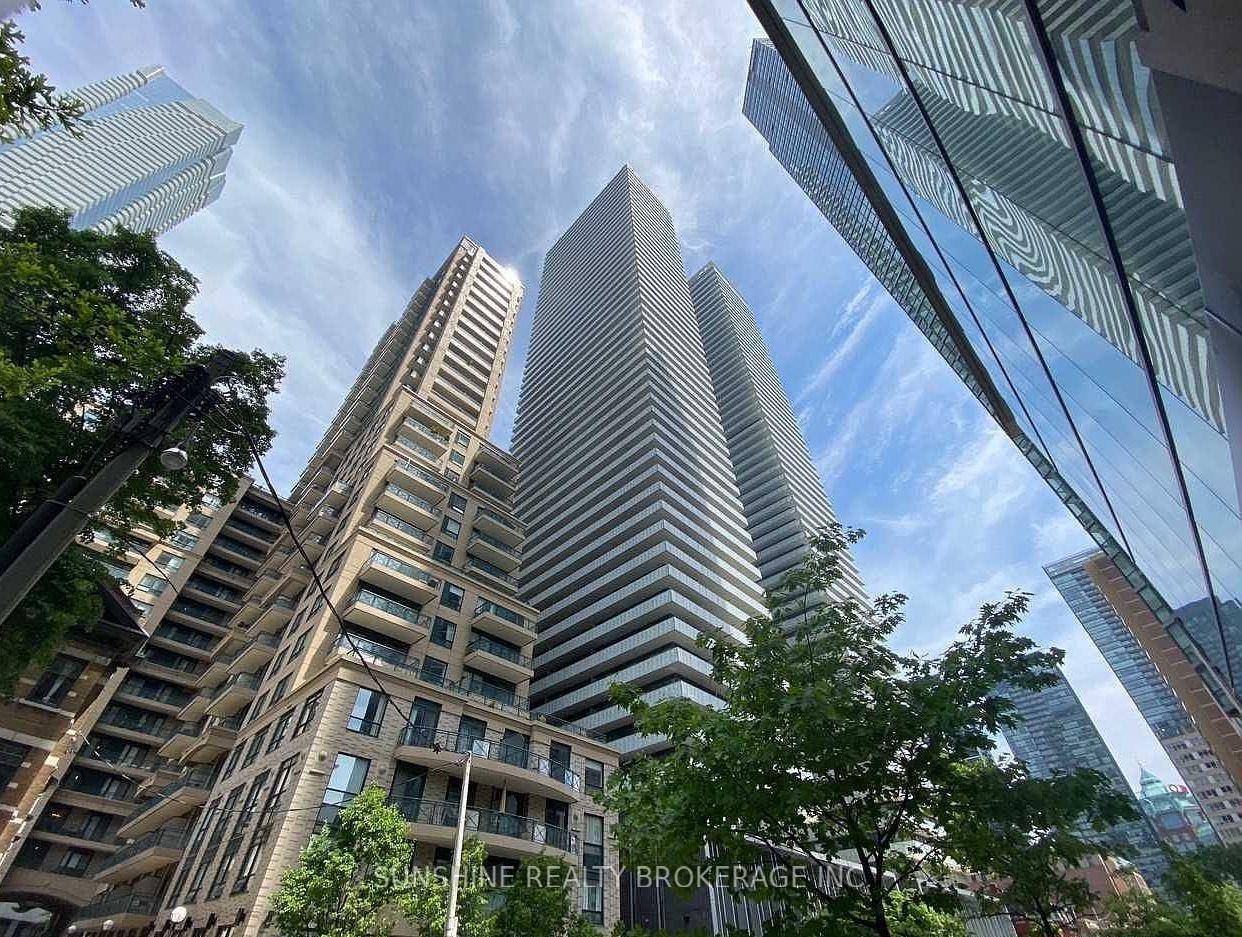 42 Charles Street E #1609