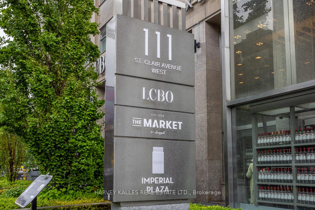 111 St Clair Avenue W #1013