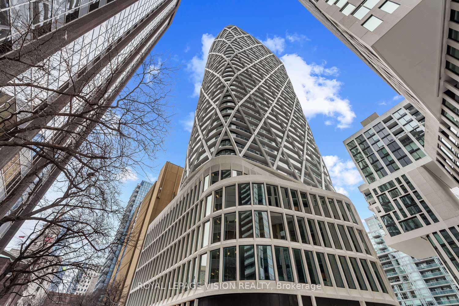 230 Simcoe Street  #3113