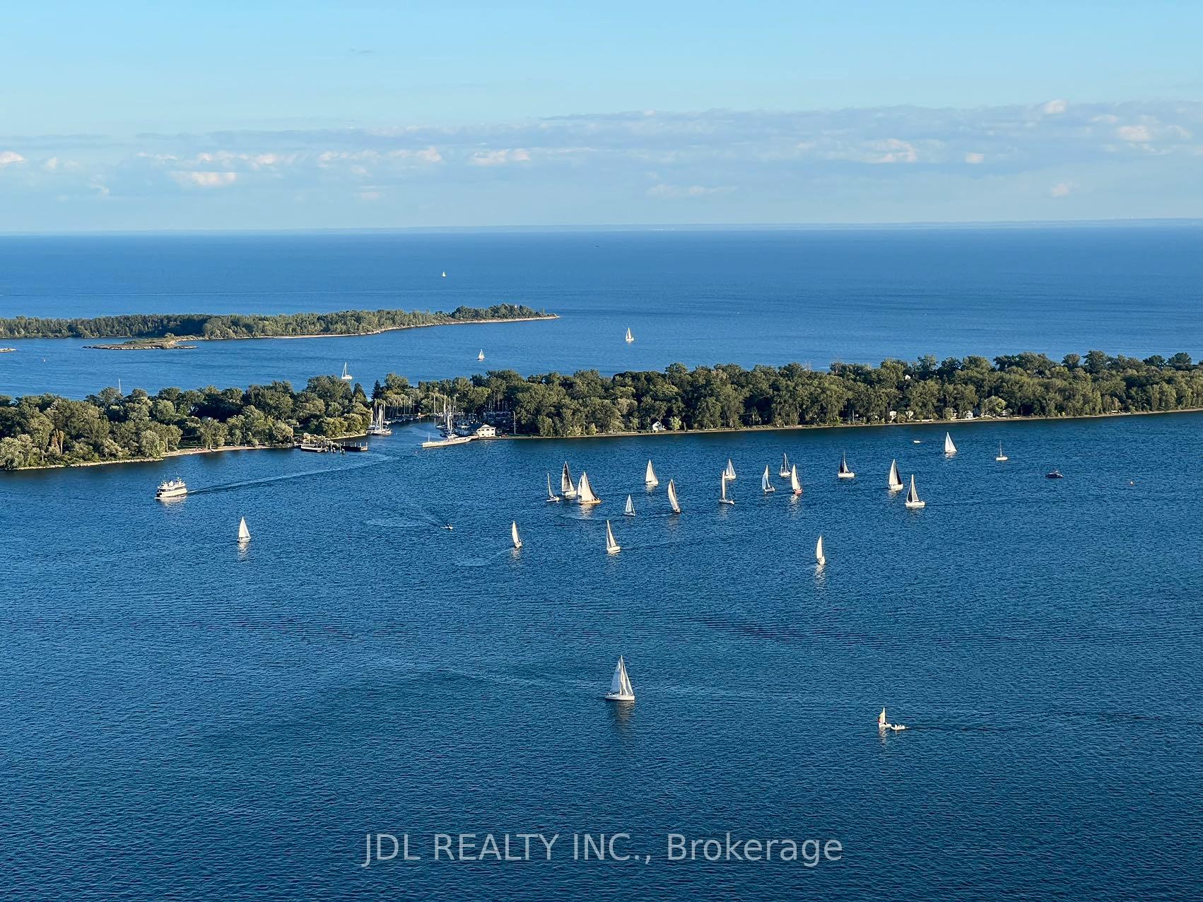 55 Cooper Street  #5811