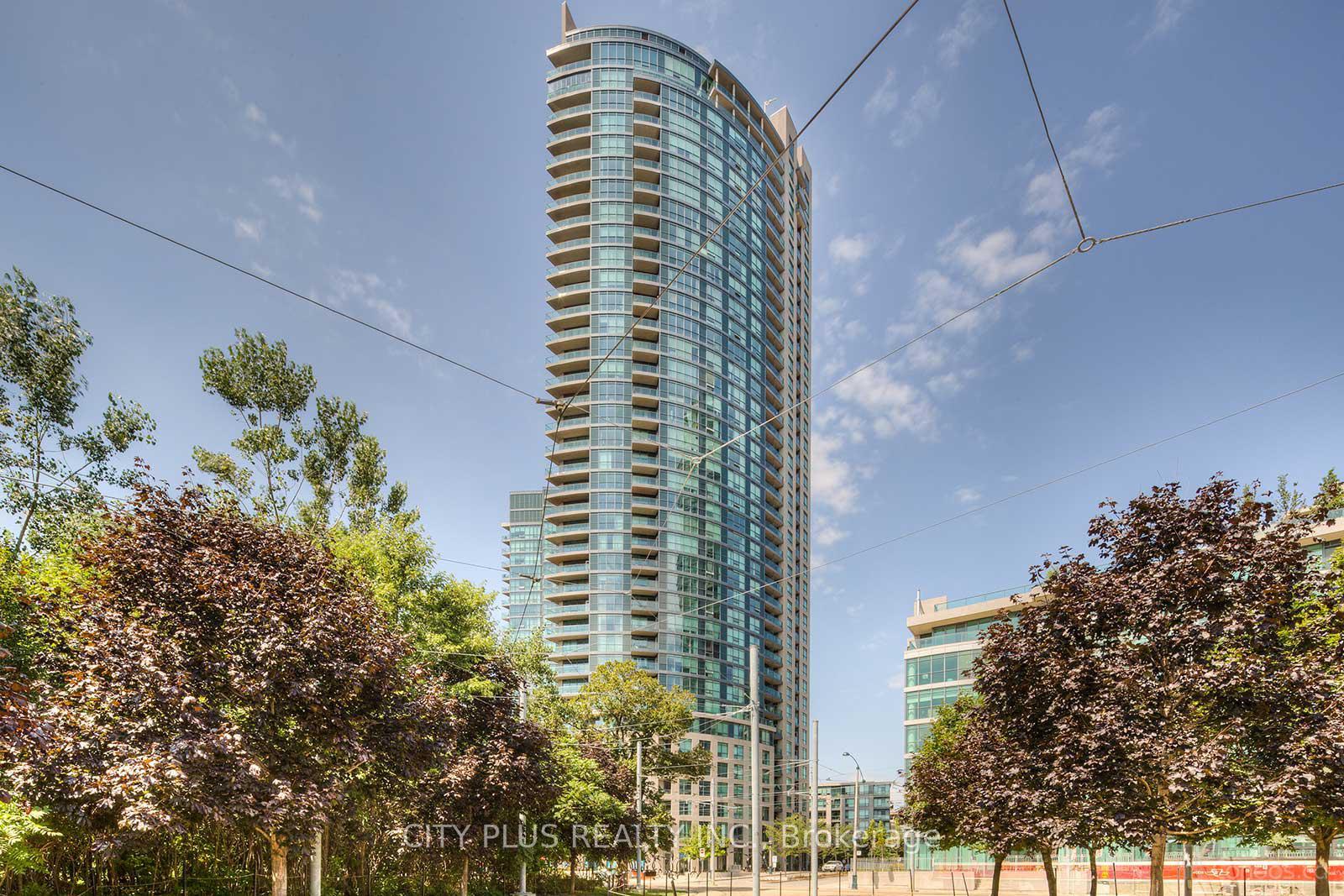 219 Fort York Boulevard  #103