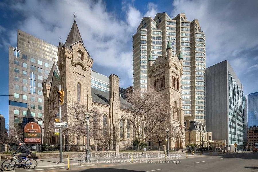71 Simcoe Street  #1002