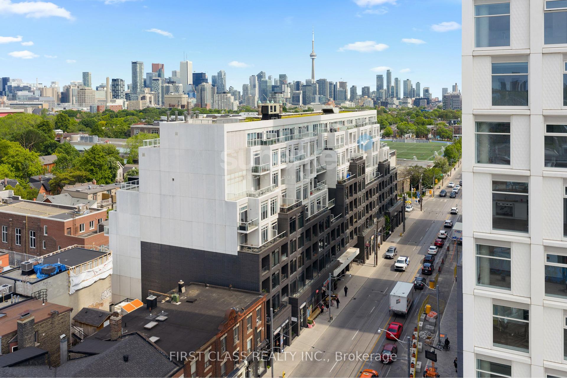 783 Bathurst Street  #413