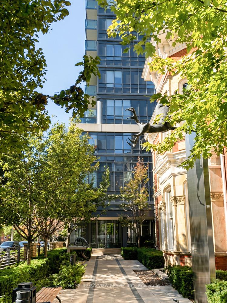 28 Linden Street S #605