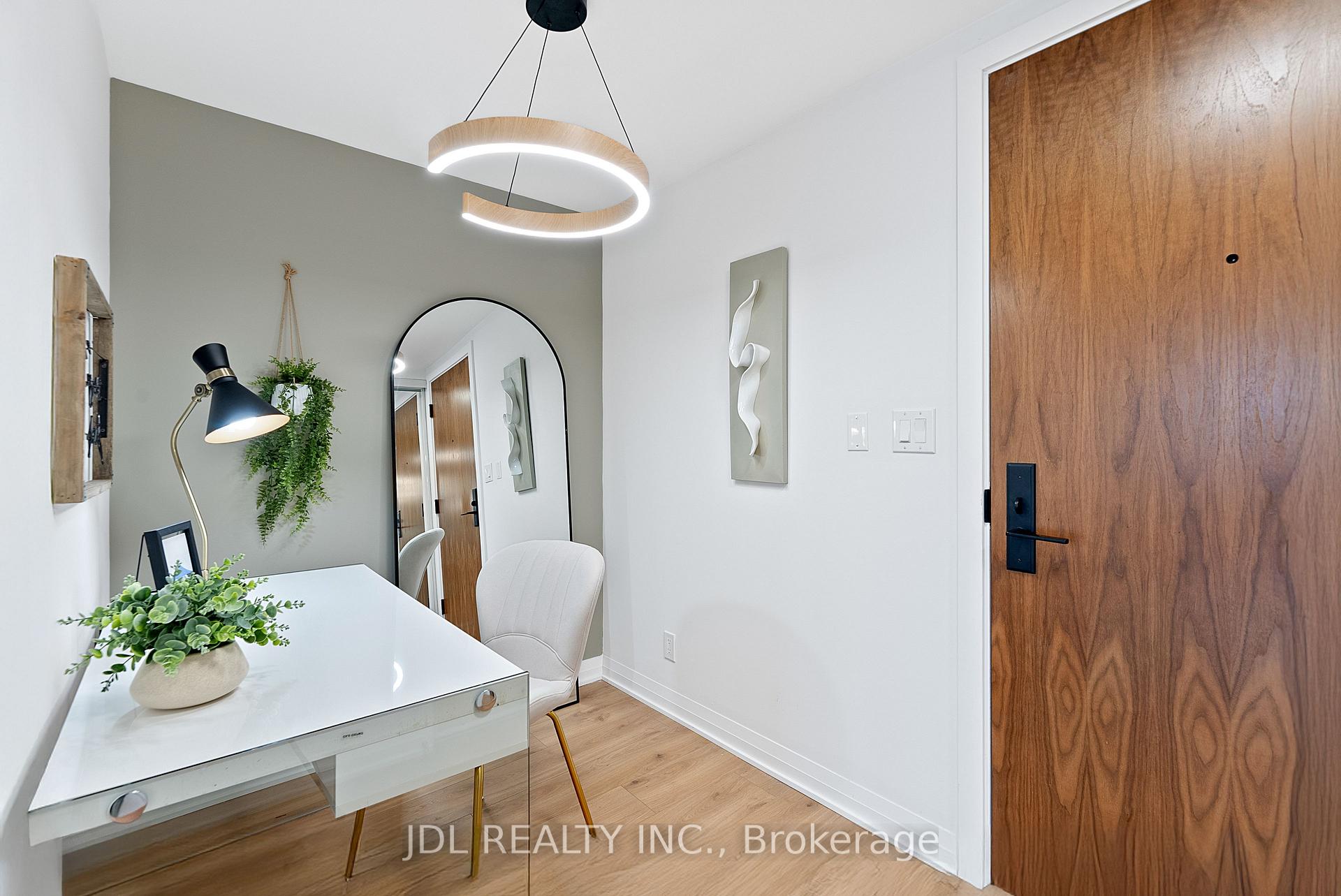 99 Foxbar Road  #1001