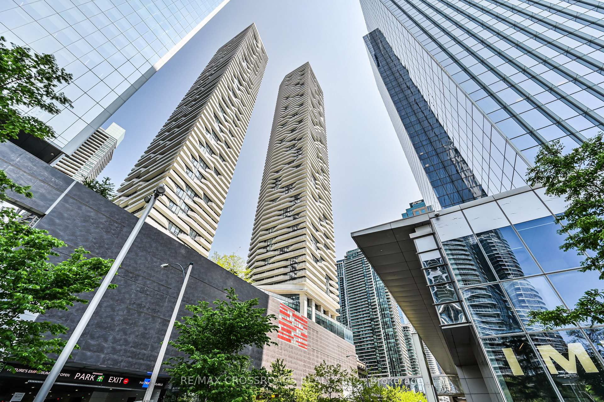 88 Harbour Street  #6805