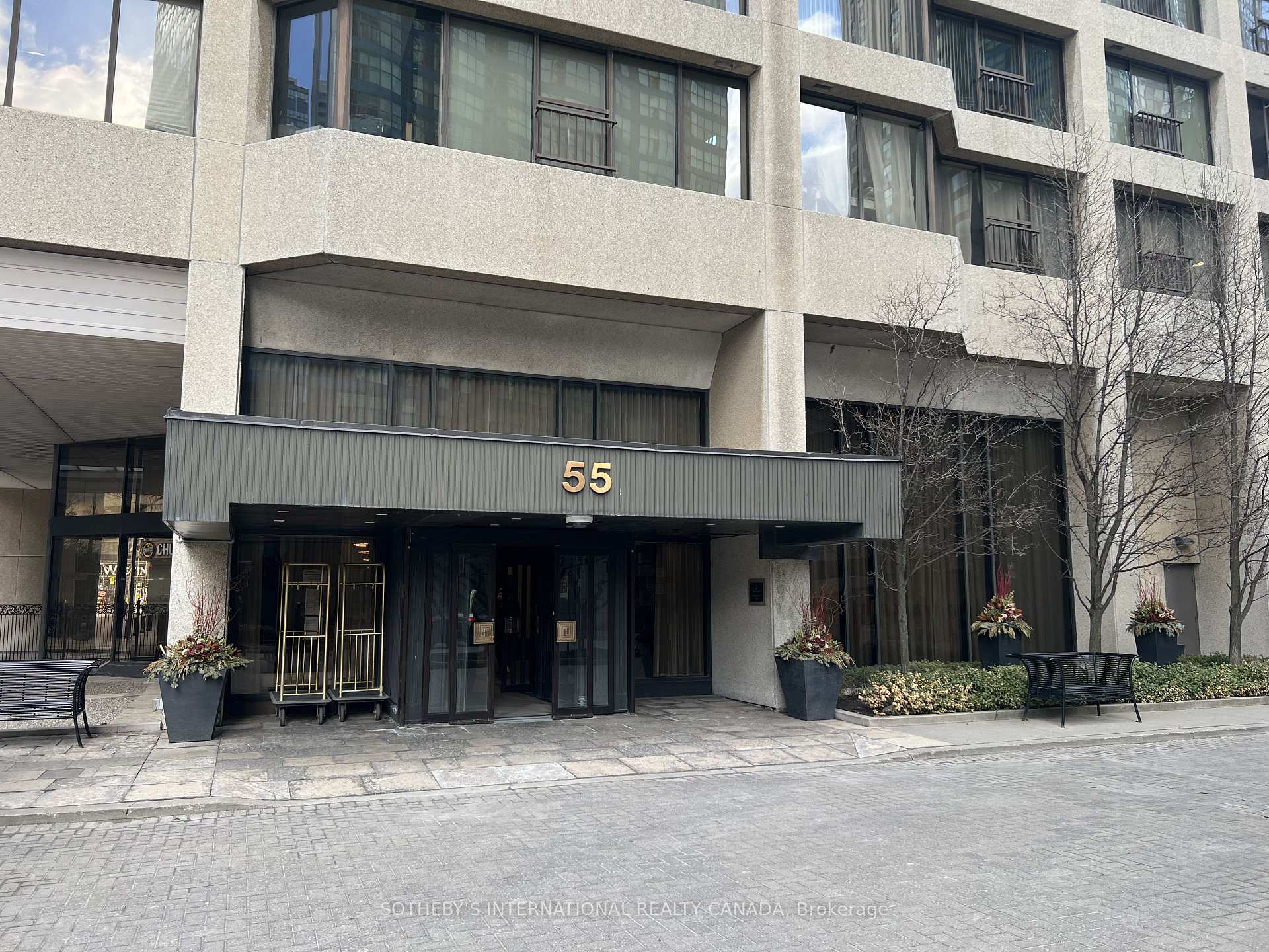 55 Harbour Square  #1414