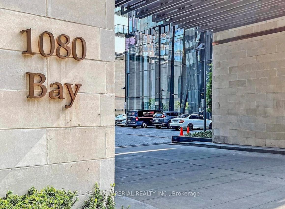 1080 Bay Street  #1910