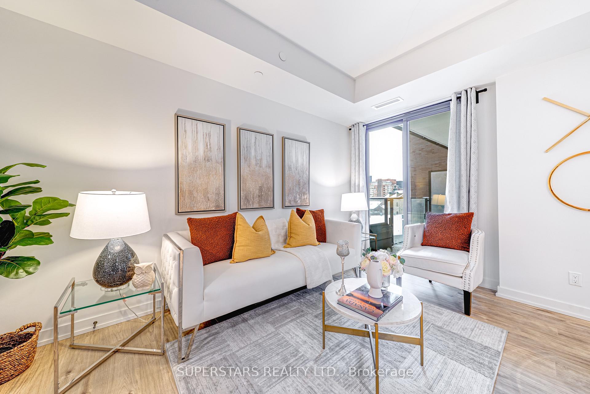 35 Parliament Street  #601