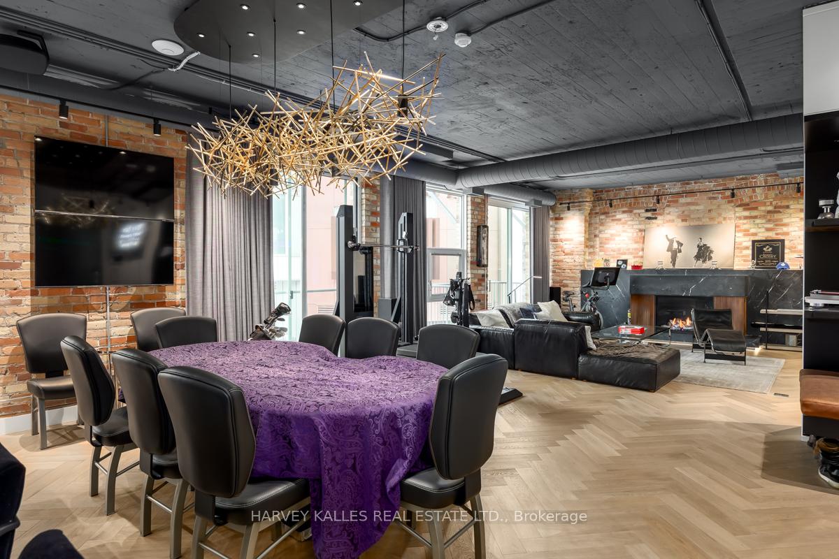 113 Dupont Street  #201