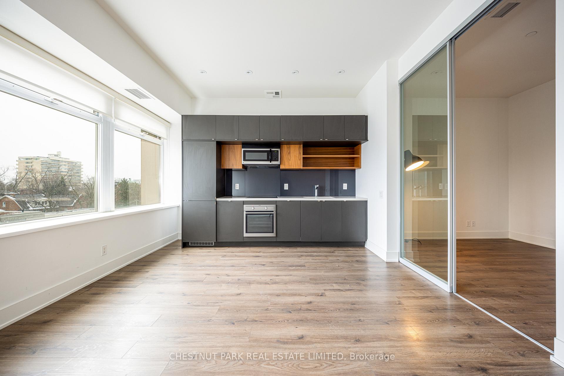 111 St Clair Avenue W #416