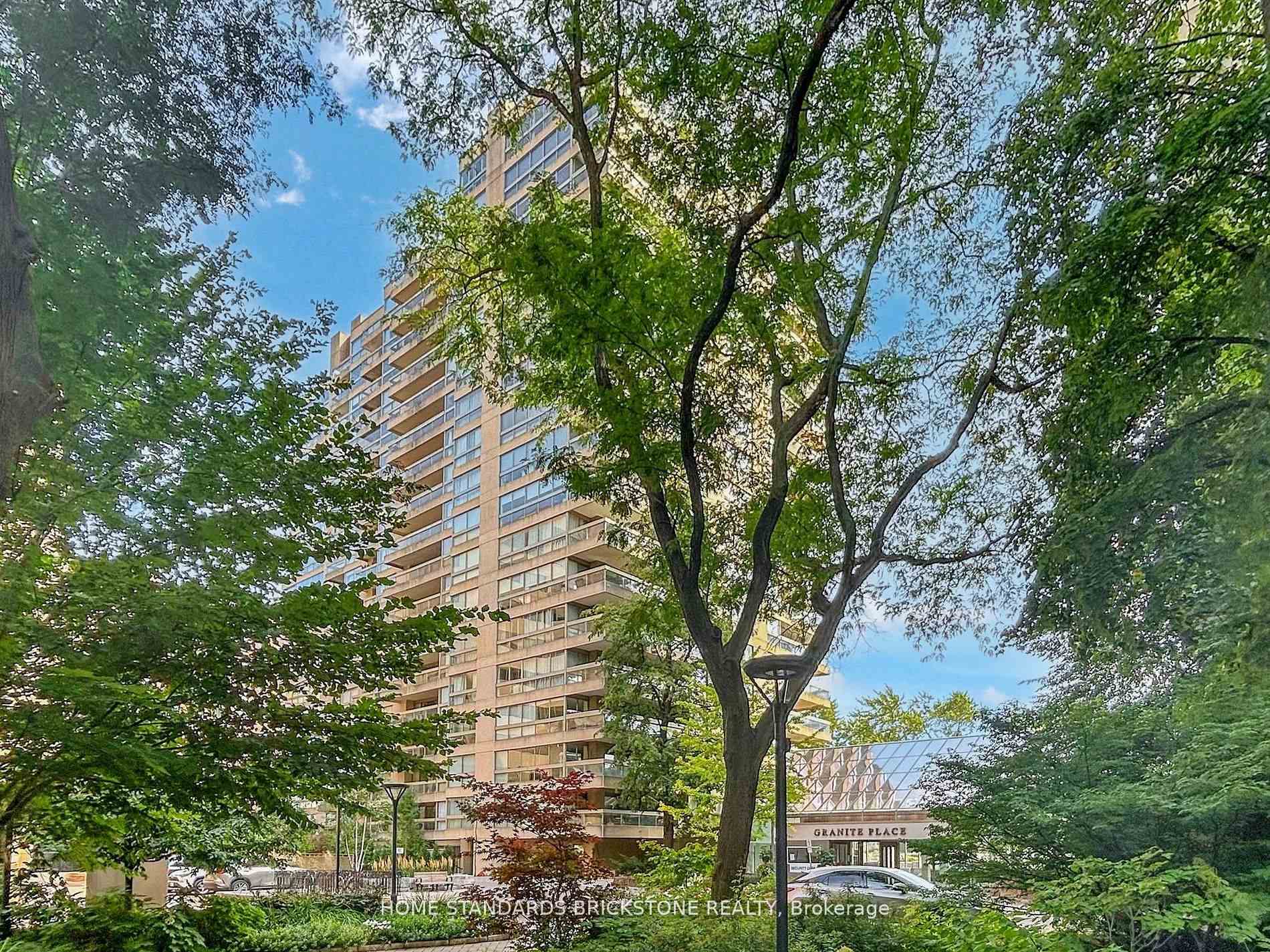 61 St Clair Avenue W #1102