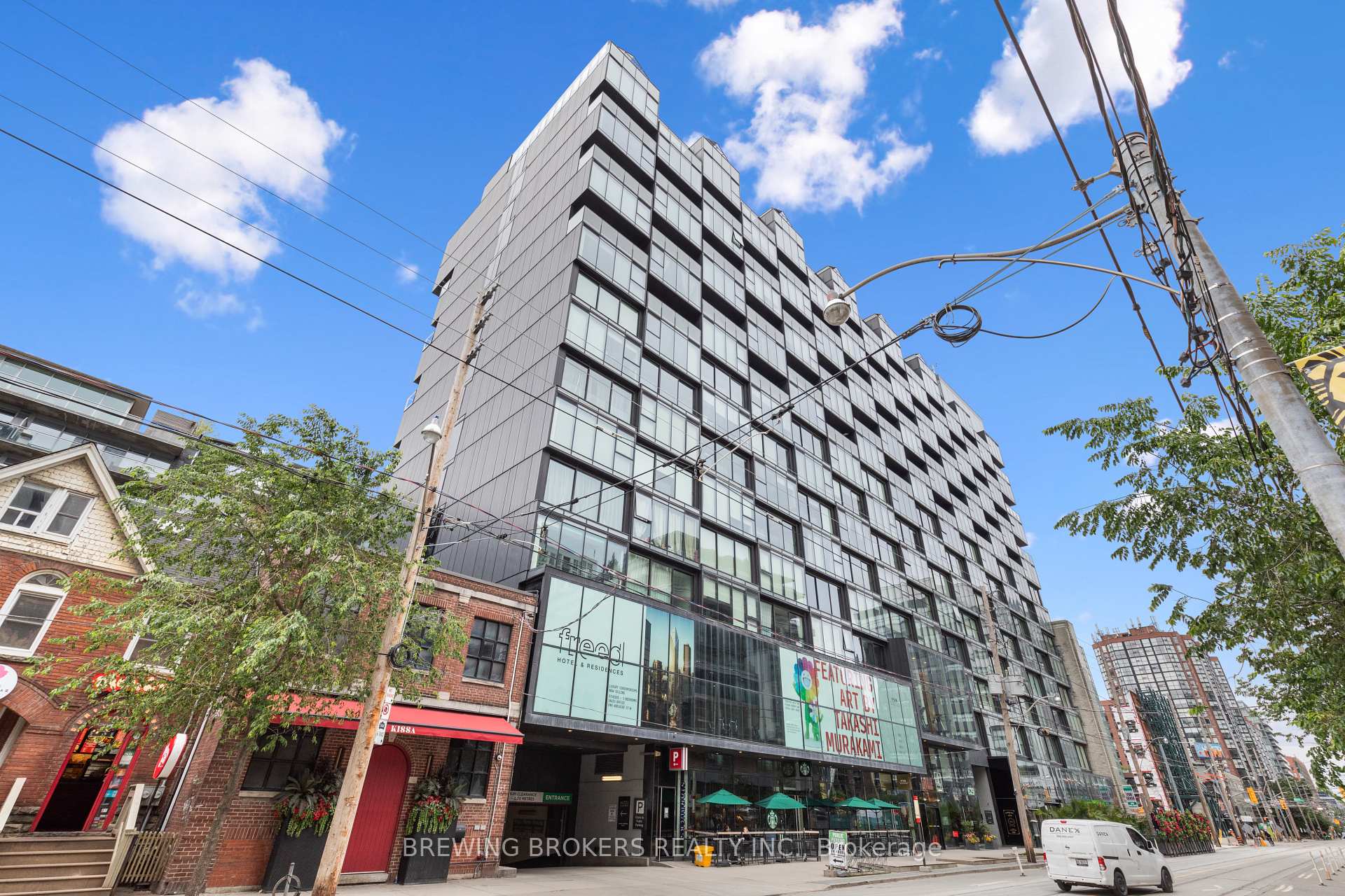 629 King St W Street  PH1411