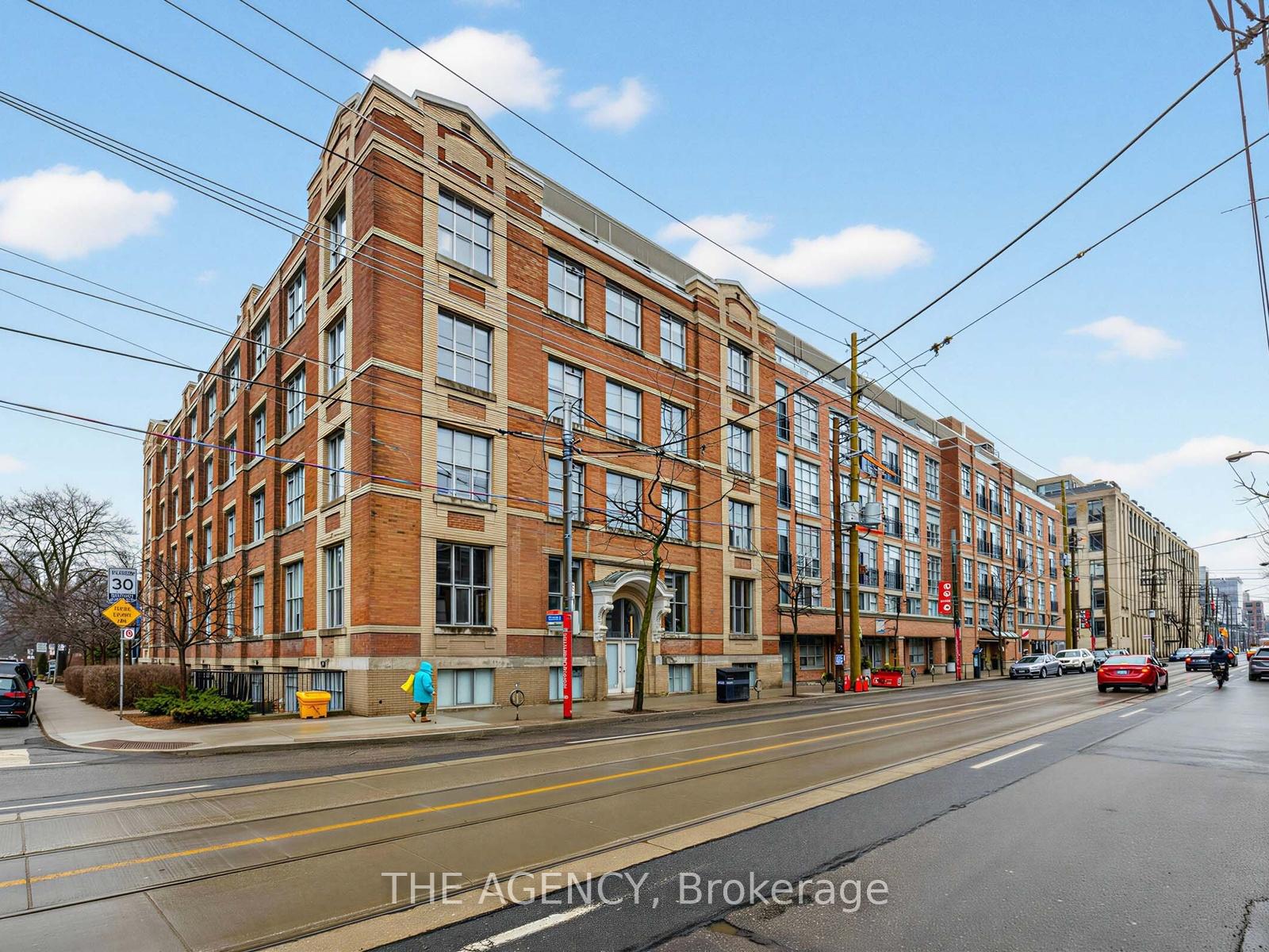 955 Queen Street W #214