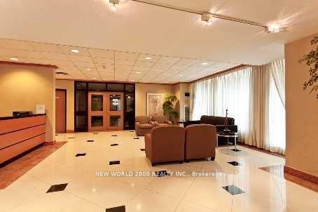 633 Bay Street  Ph09