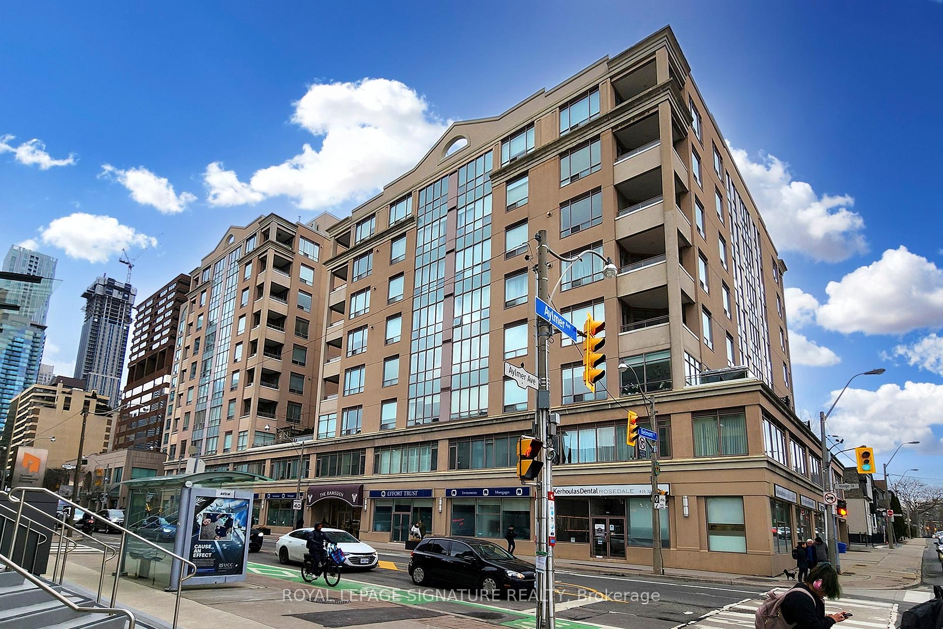 980 Yonge Street  #209