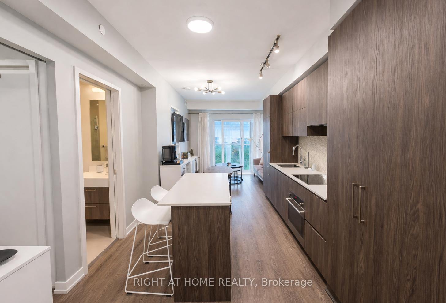 1 Yorkville Avenue  #1412
