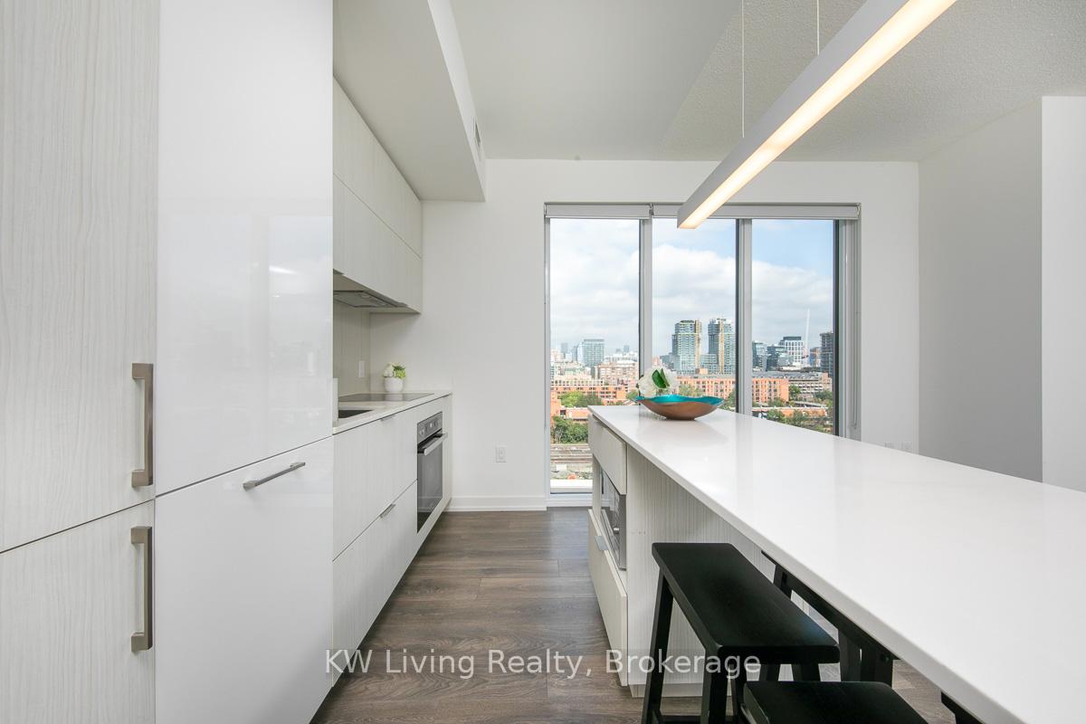 15 Lower Jarvis Street  #815