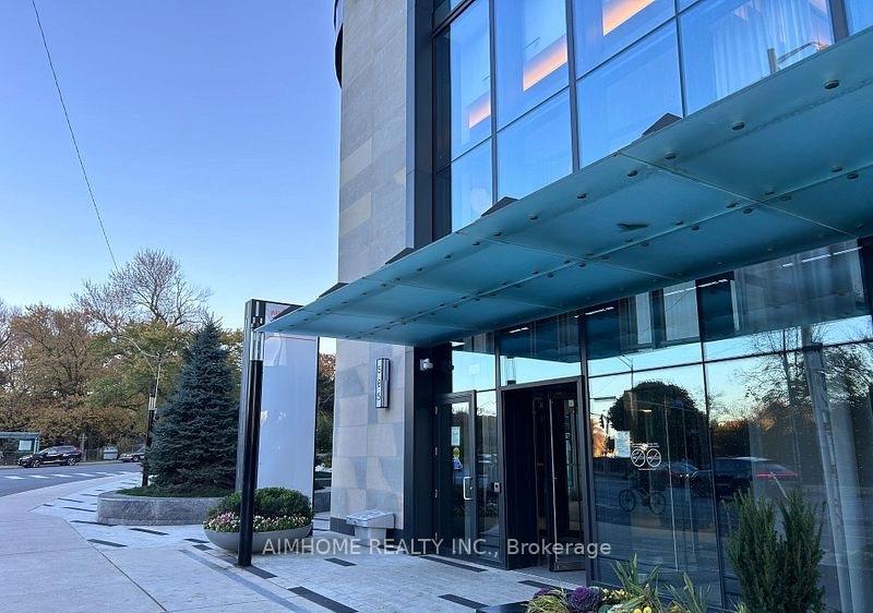 585 Bloor Street E #1722