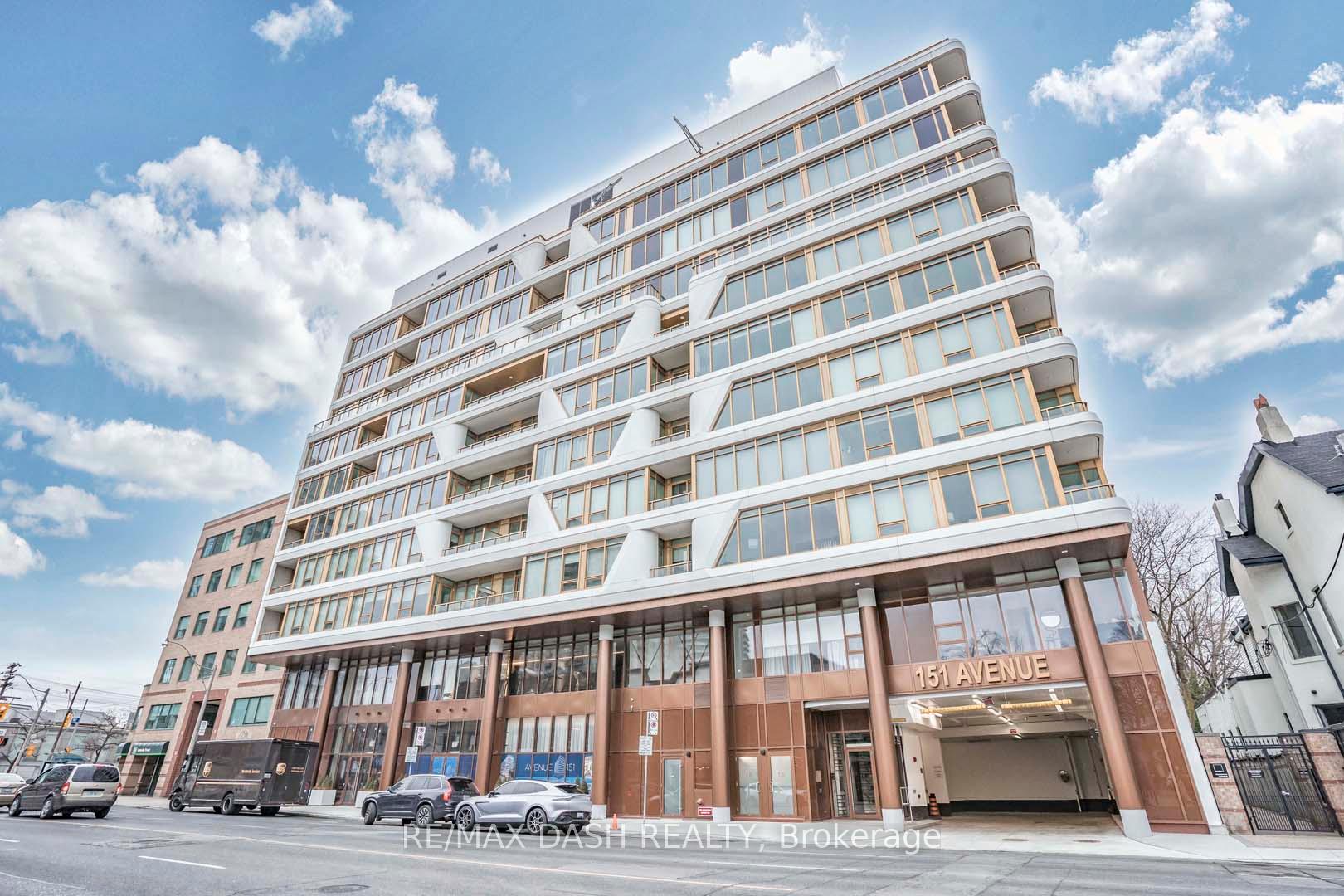 151 Avenue Road  #205