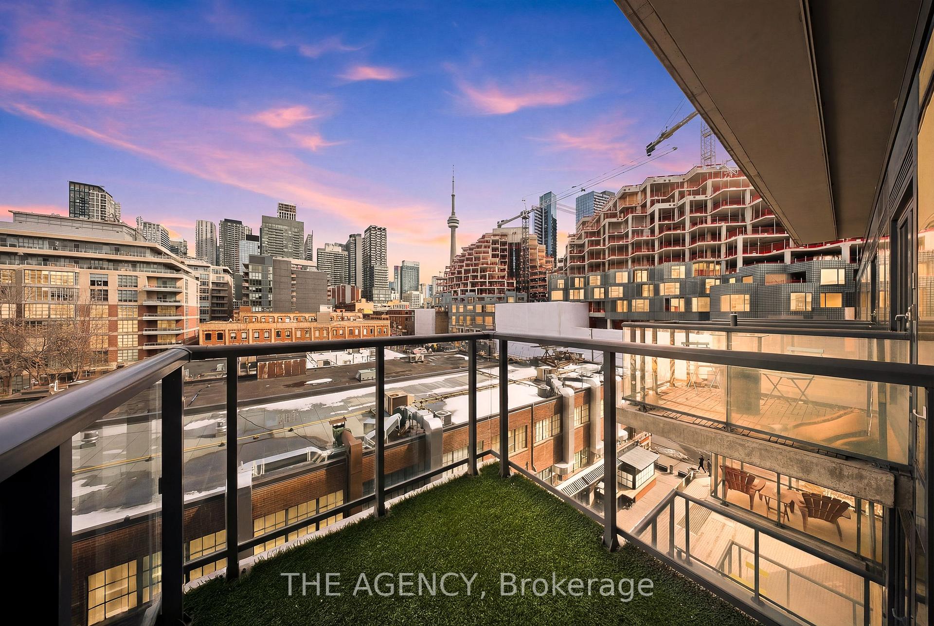 560 King Street W #508