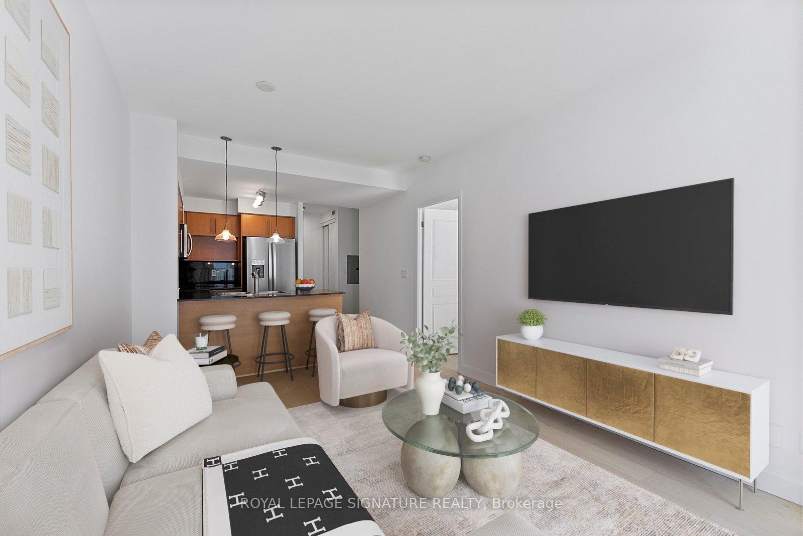 18 YONGE Street  PH11