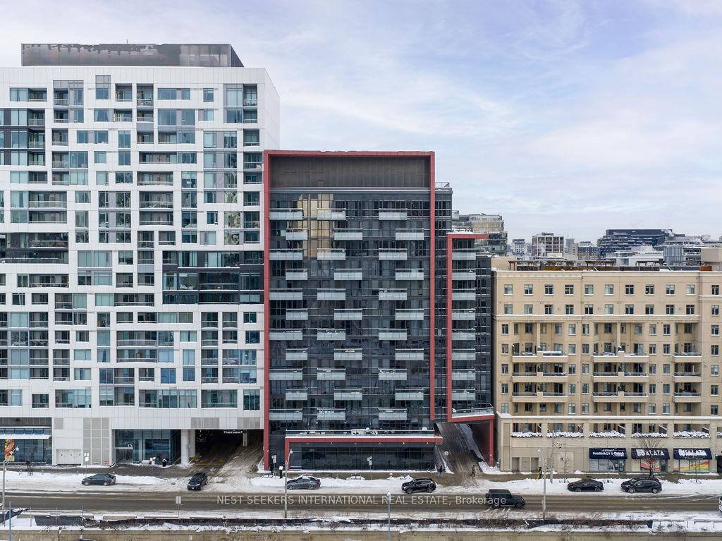 560 Front Street W #621