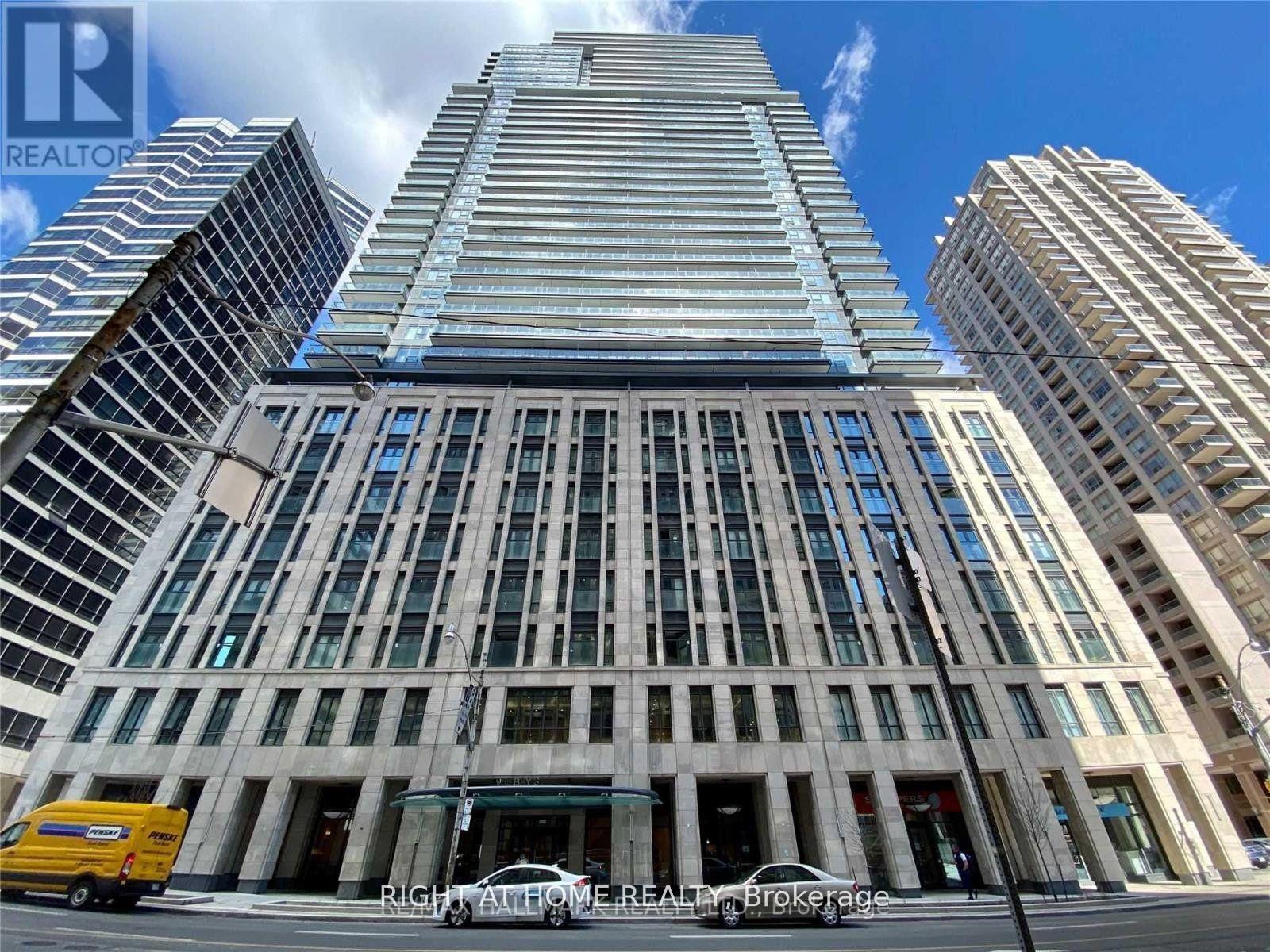 955 Bay Street  #2404