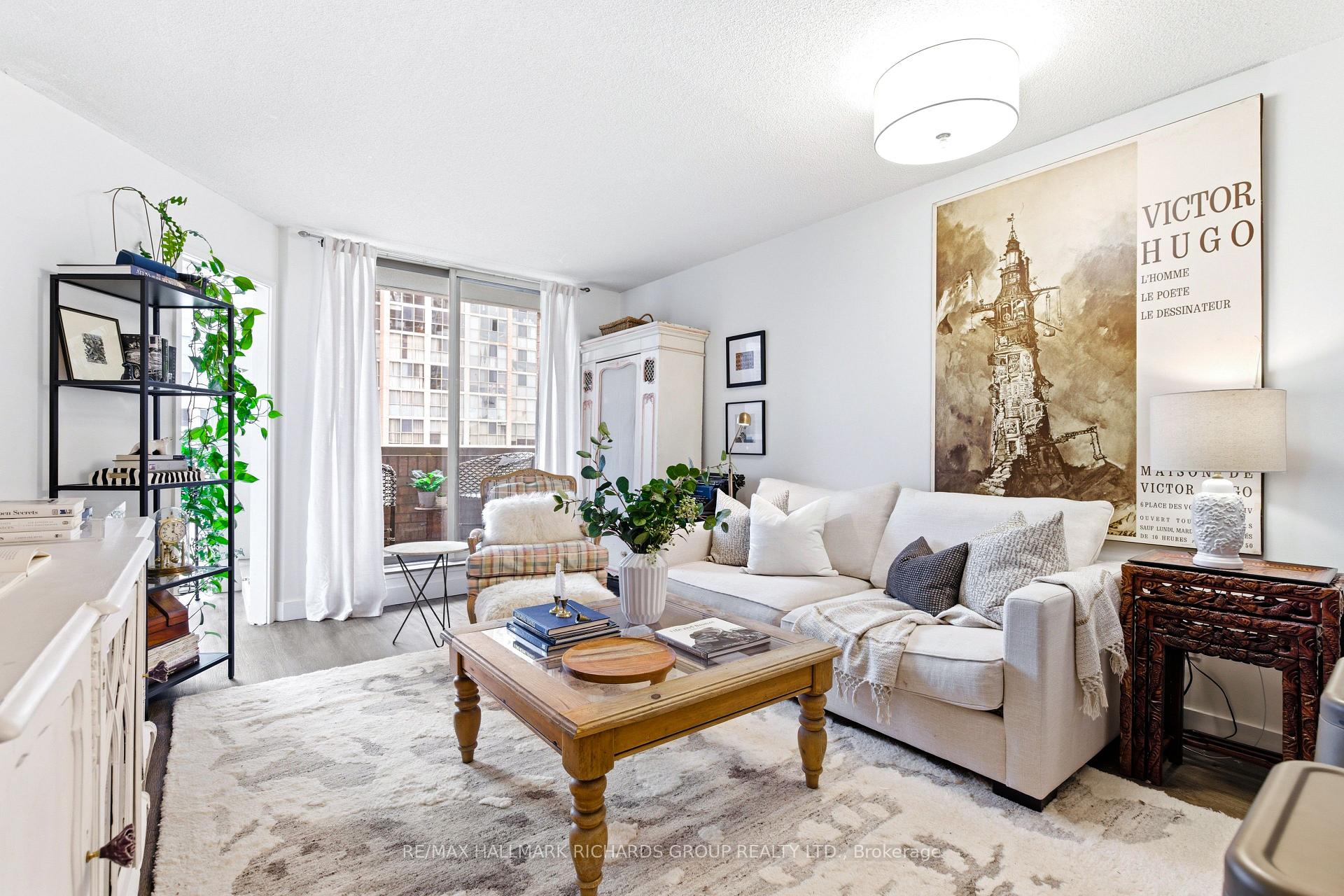 60 Homewood Avenue  #501