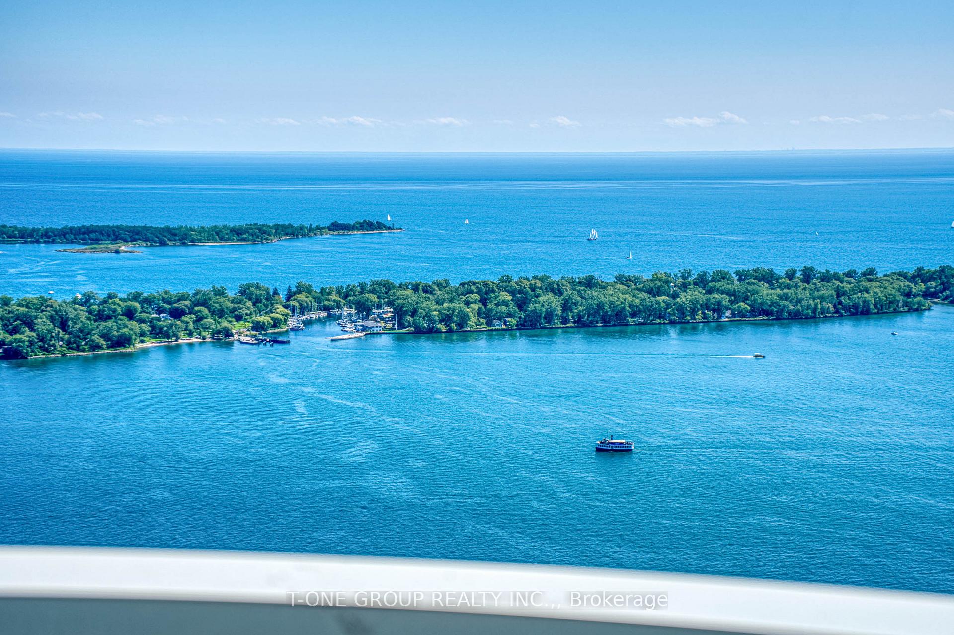 138 Downes Street  #6807