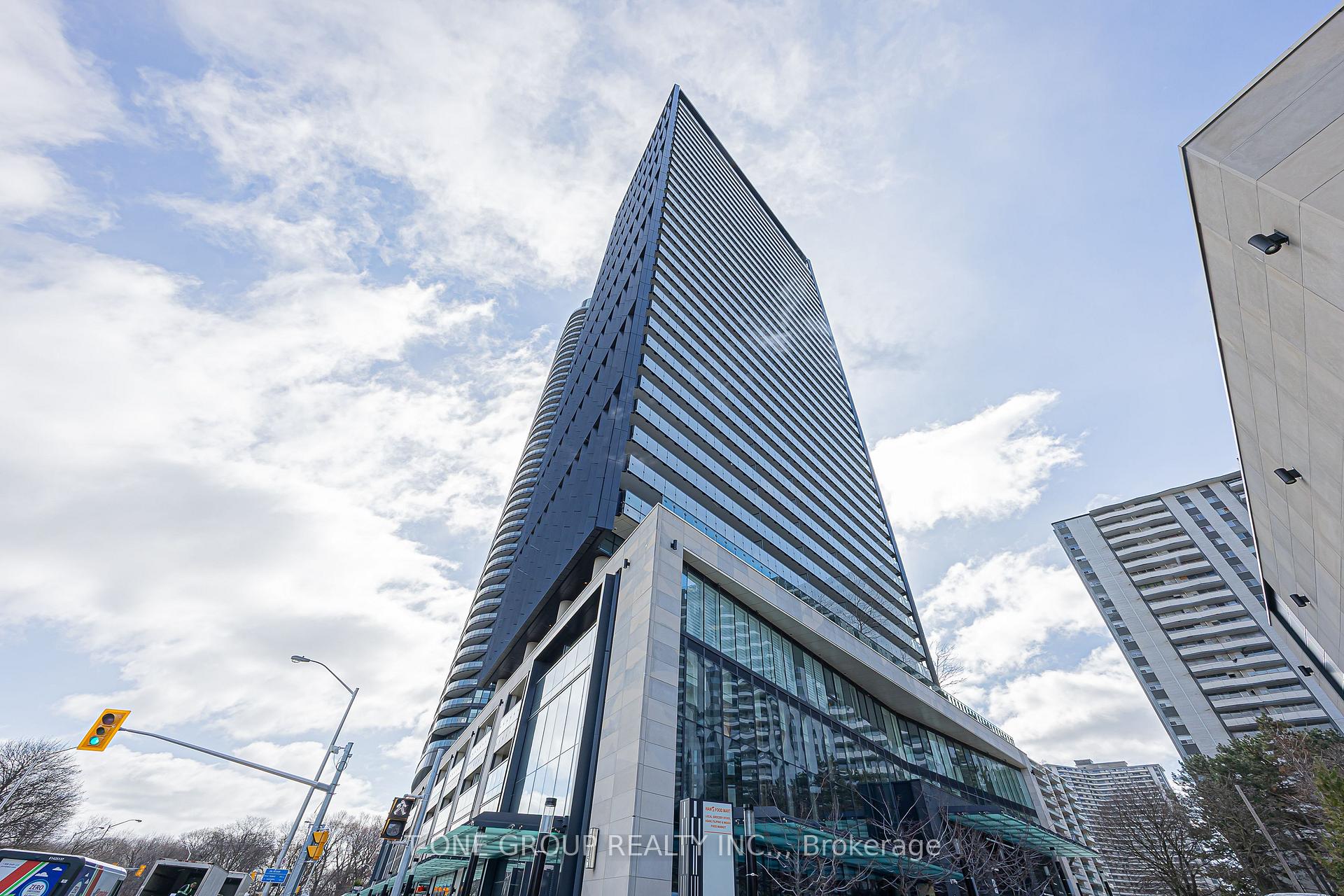 575 Bloor Street E #2810