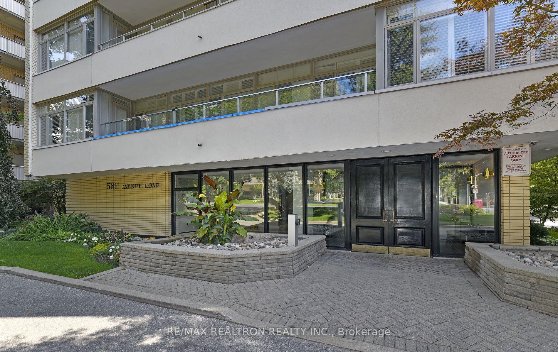 581 Avenue Road  #501