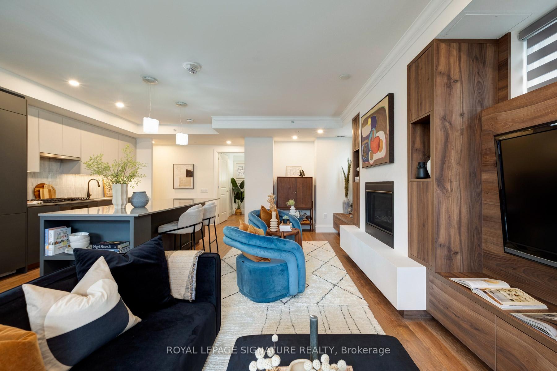 285 Avenue Road  #303