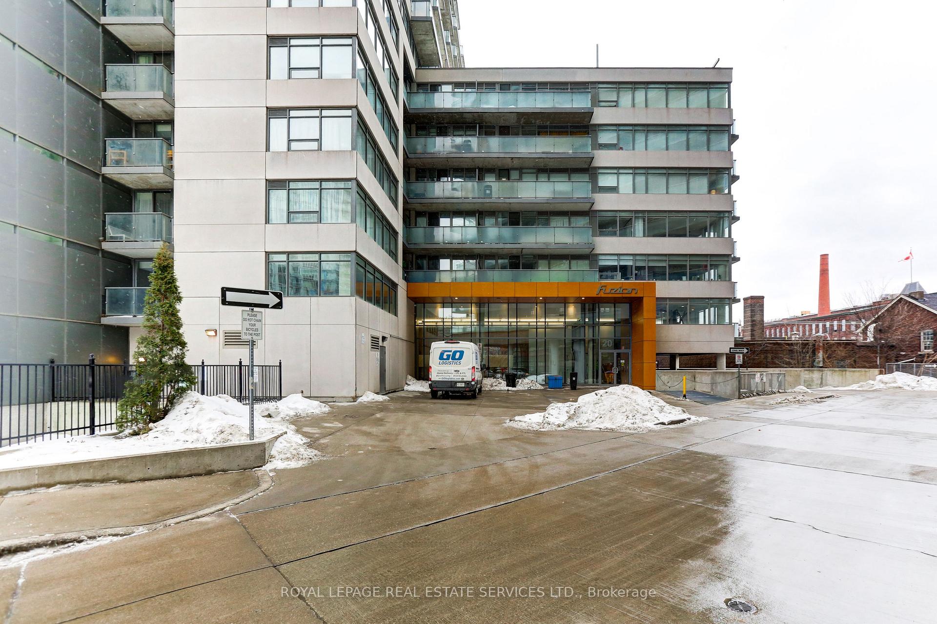 20 Joe Shuster Way  #1117
