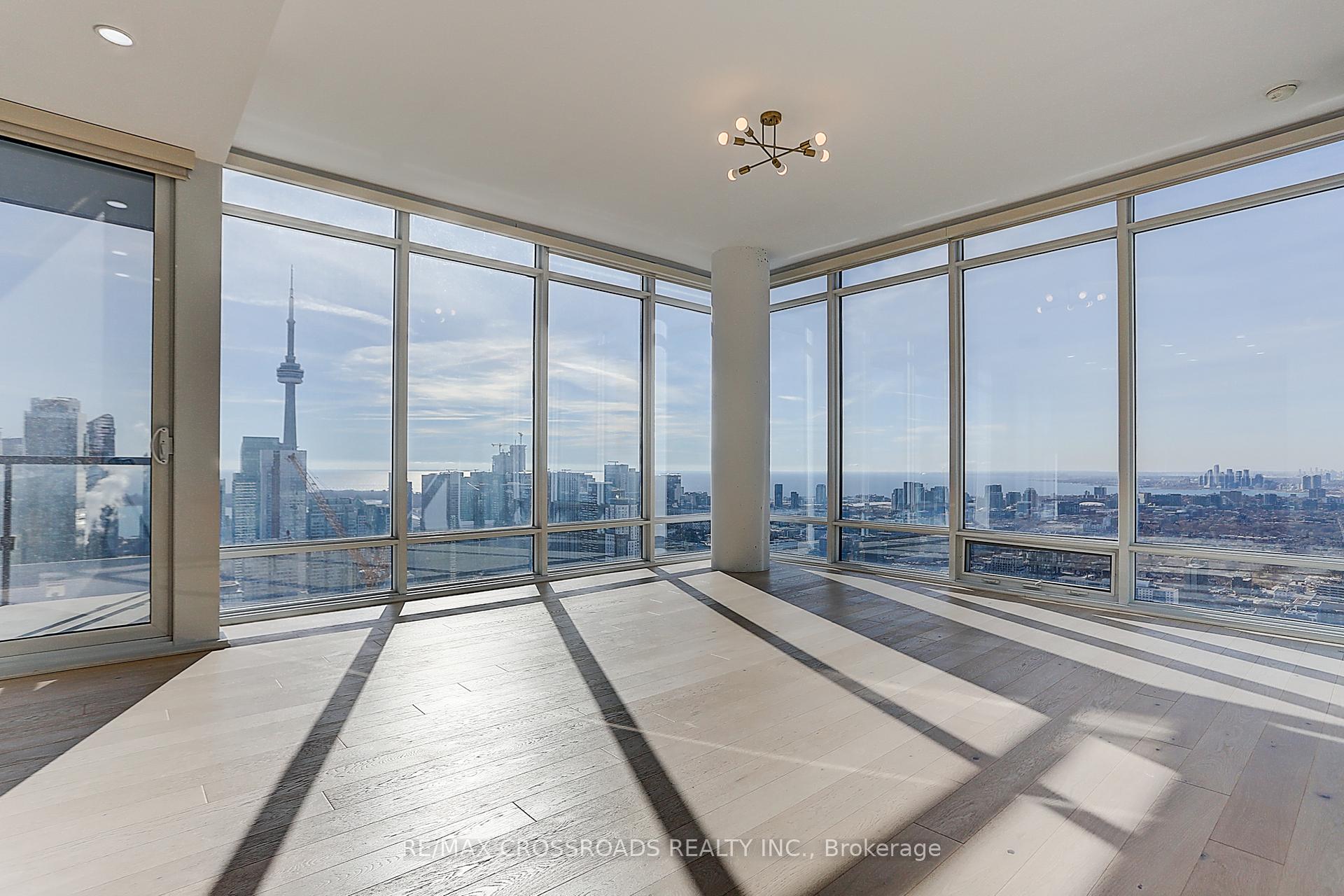 488 University Avenue  #4310