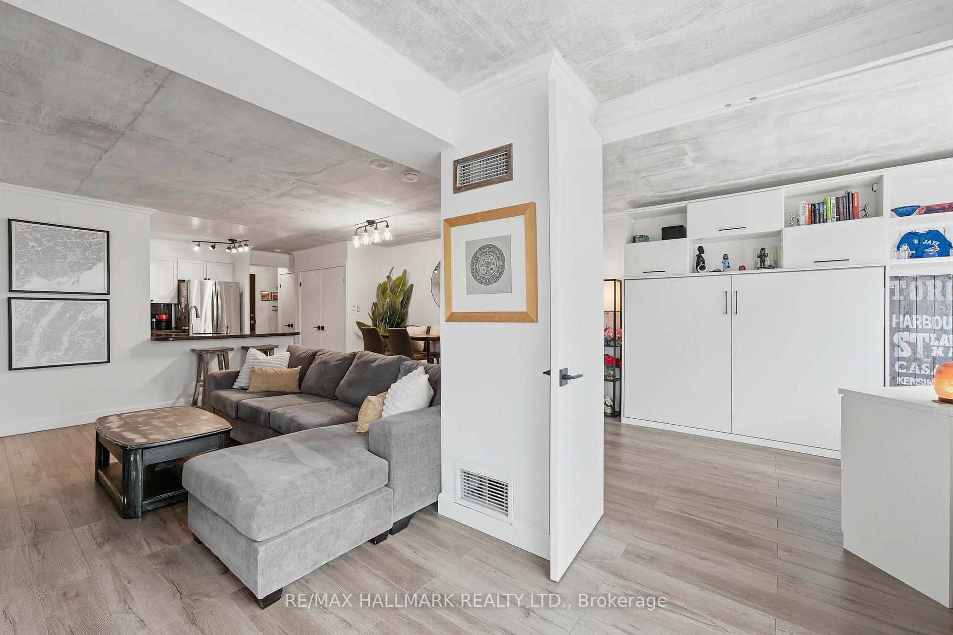 600 Queens Quay W #705