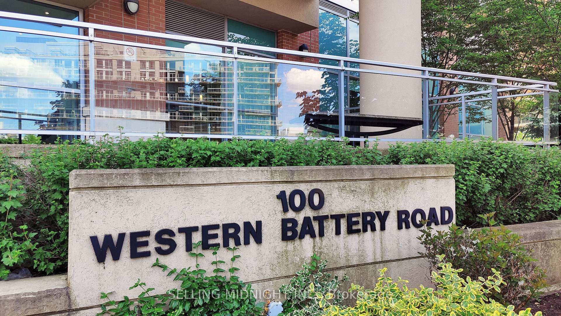 100 Western Battery Road  #711