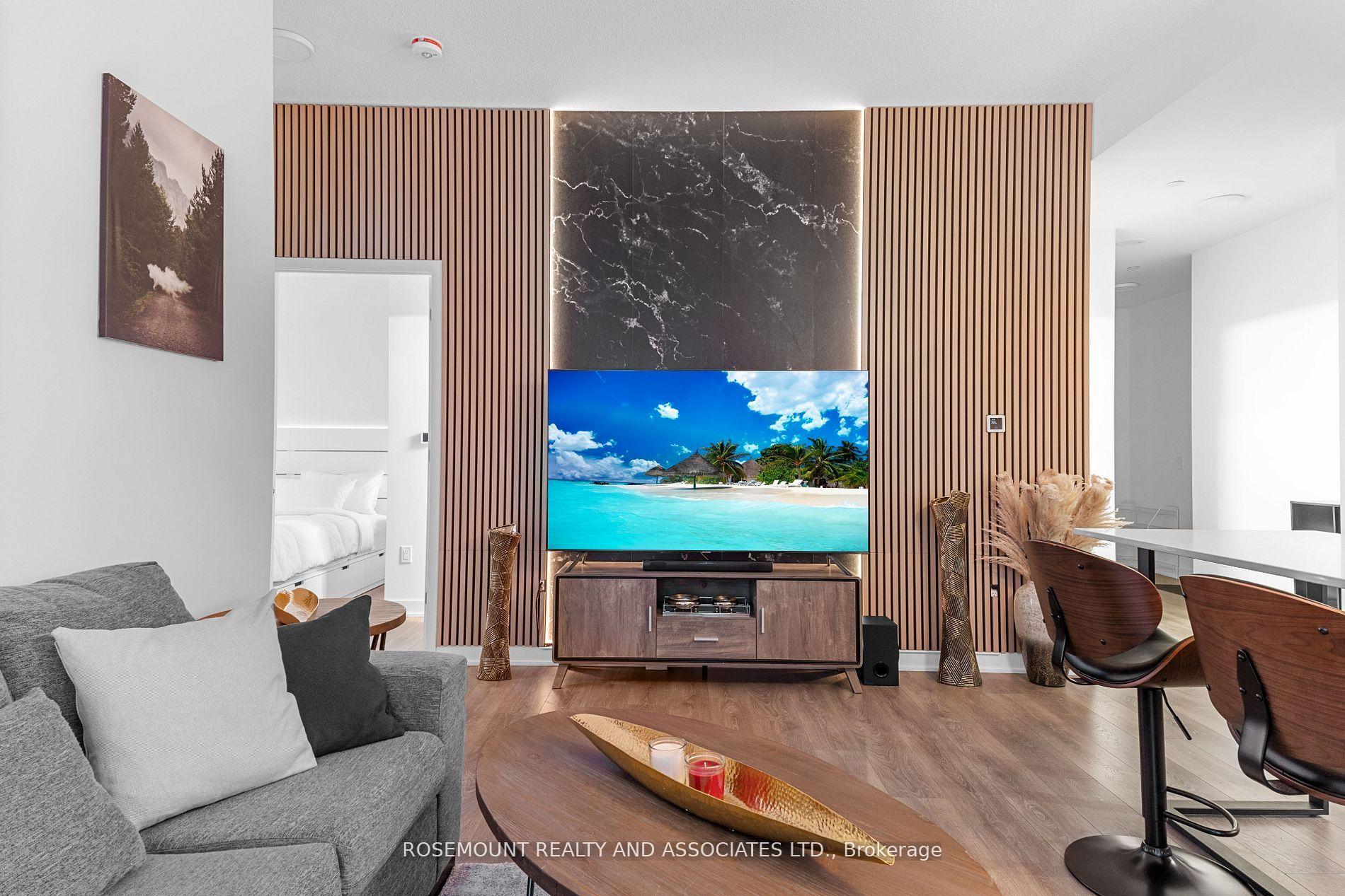 35 Tubman Avenue  #102