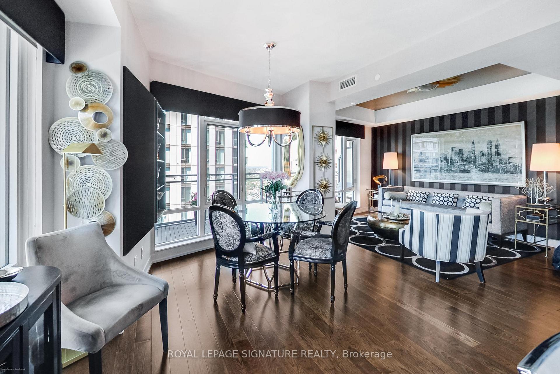 21 Widmer Street  #3711