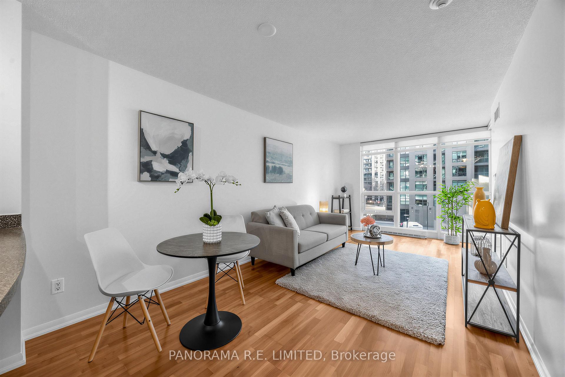 231 Fort York Boulevard  #306