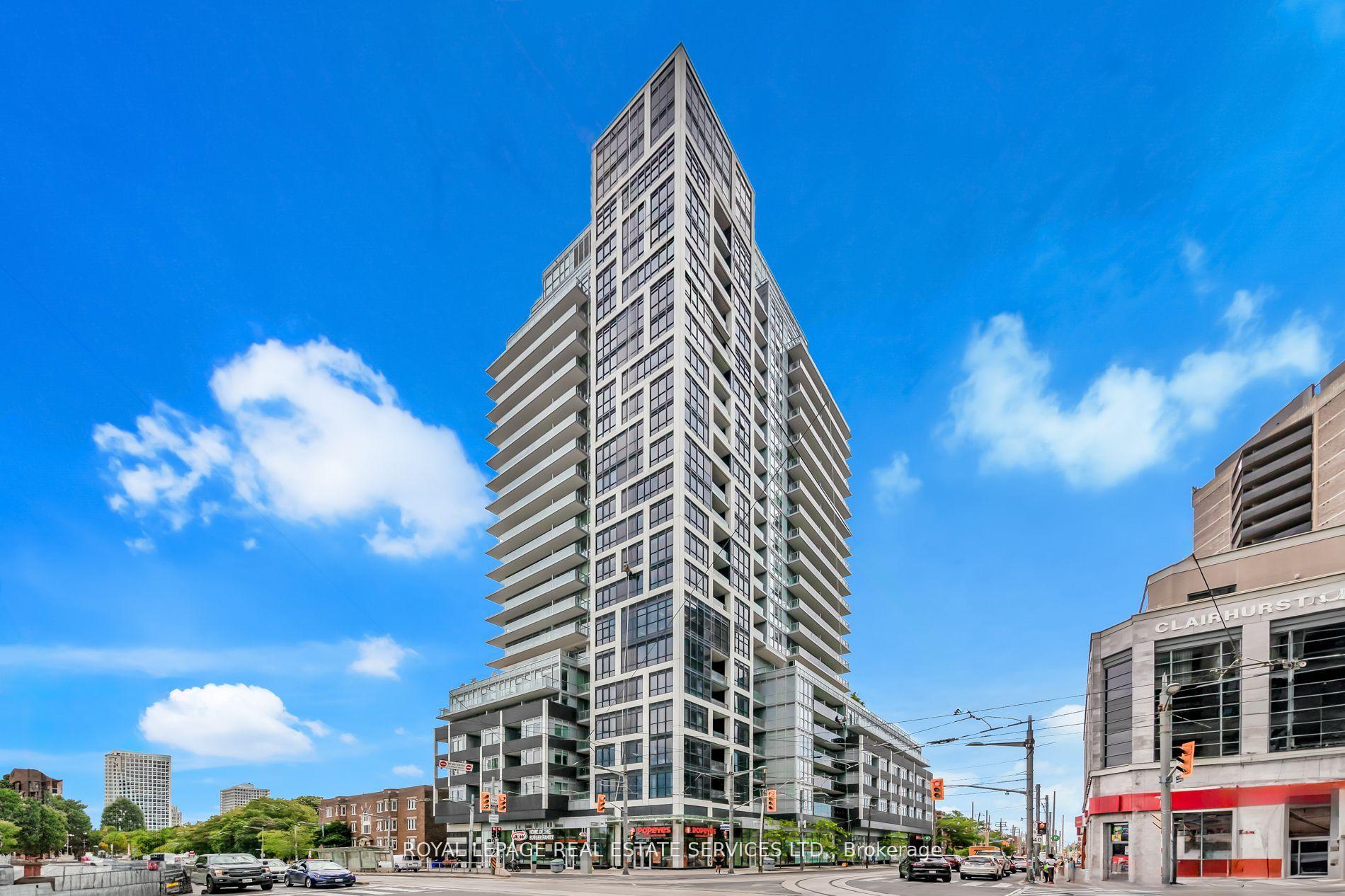 501 St Clair Avenue W #418